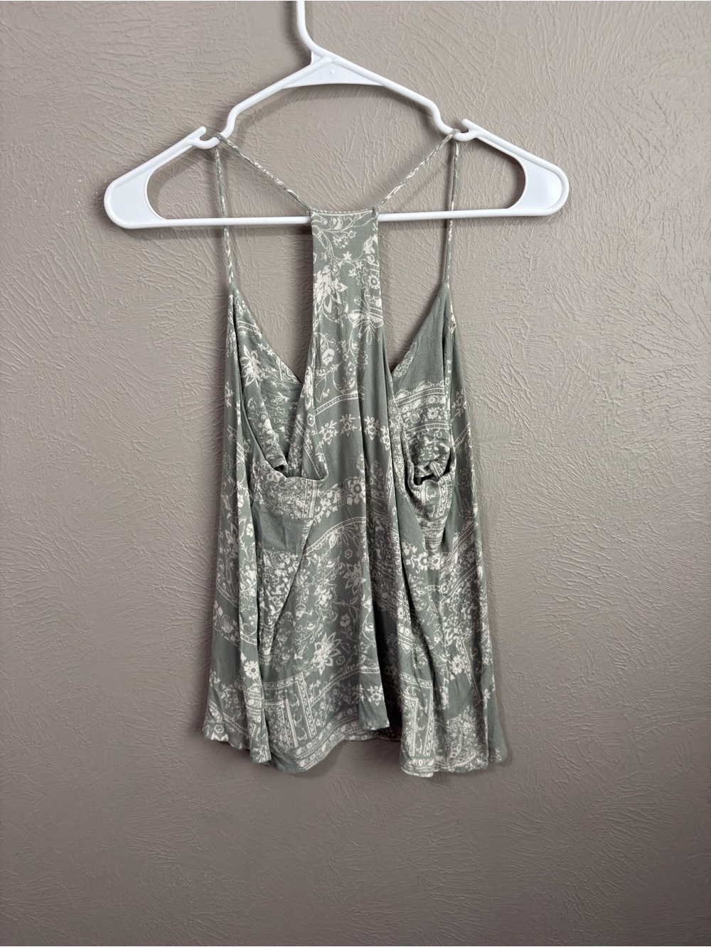Green Tank - Picture 3 of 3
